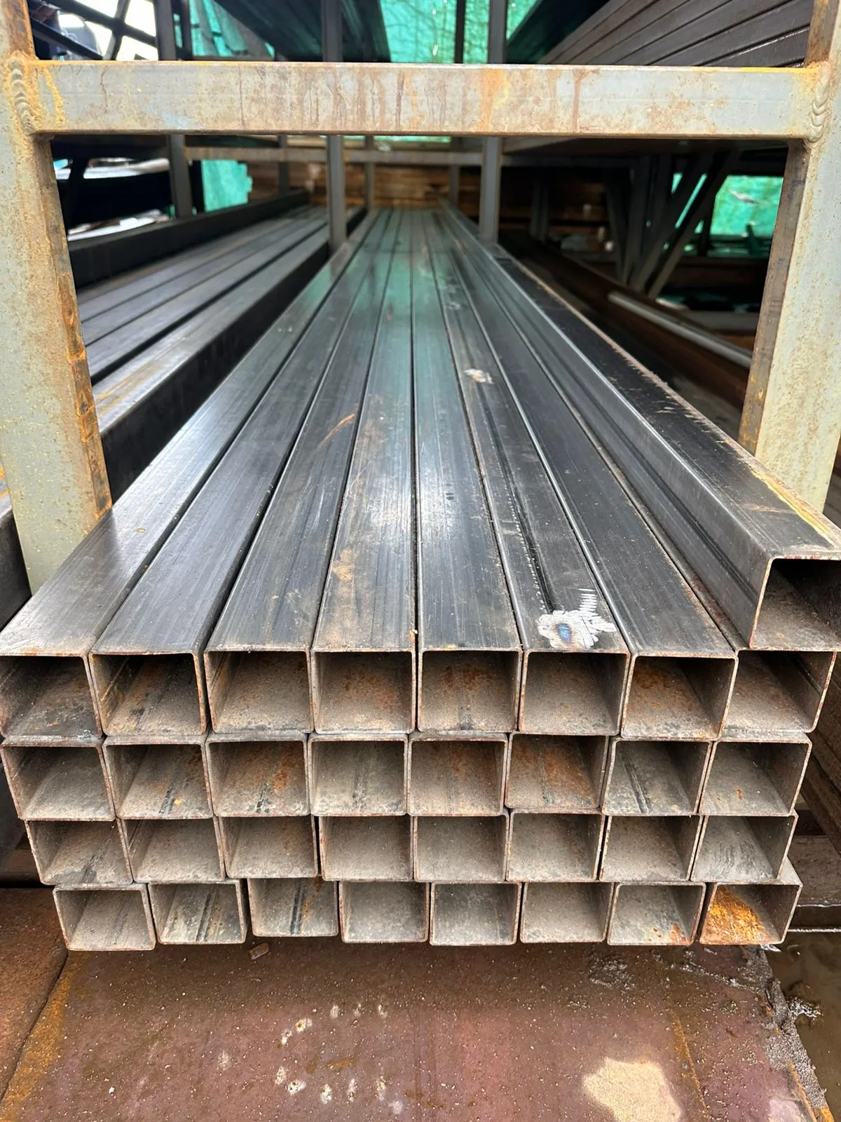 Купить Труба профильная 60х60х2 мм